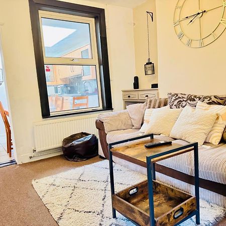 קאמברידג' Lovely Dog Friendly, 3 Bed Home Sleeps 8, With Parking & Fenced Garden Work Contractor Leisure, Jasper מראה חיצוני תמונה