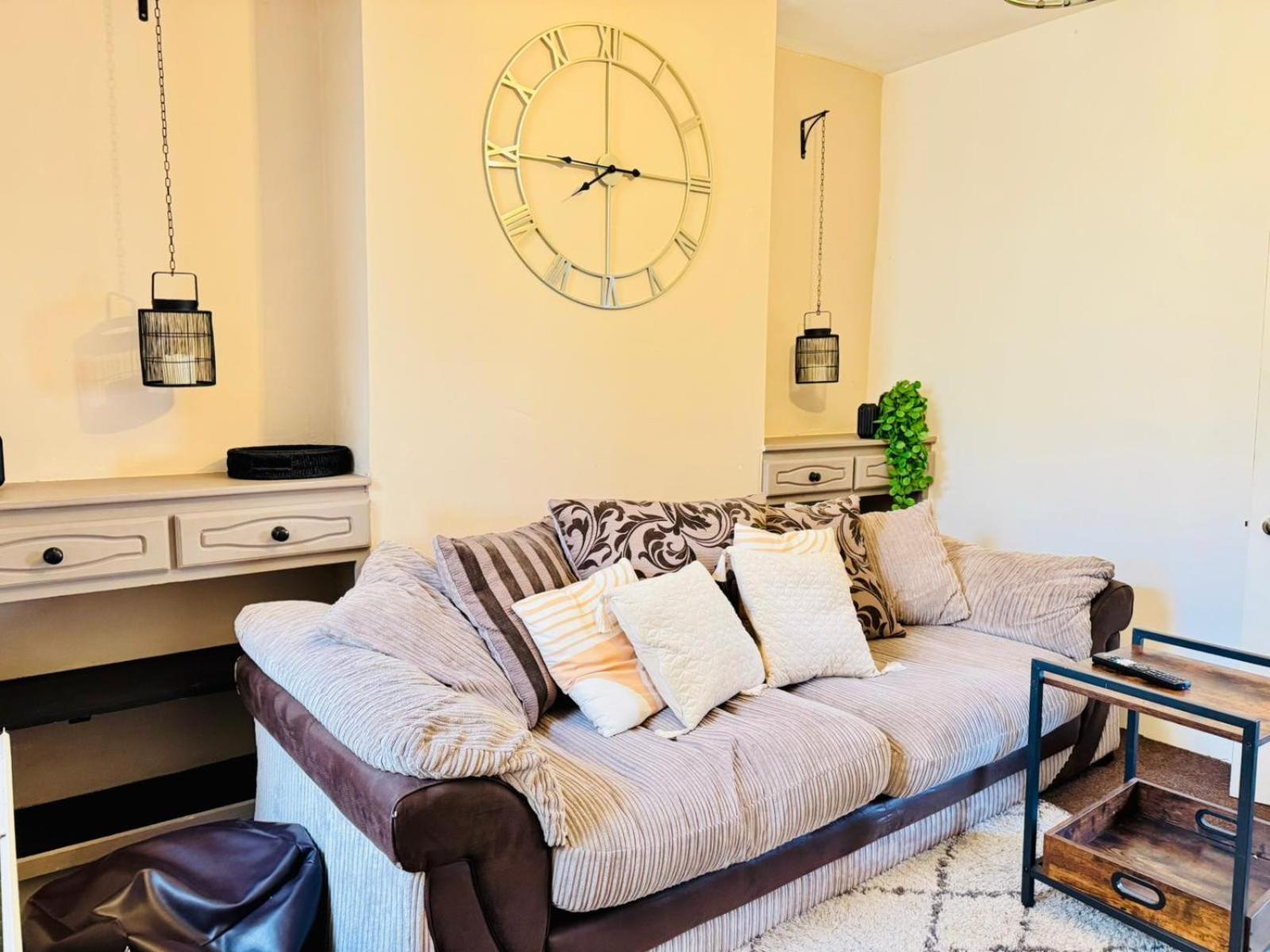 קאמברידג' Lovely Dog Friendly, 3 Bed Home Sleeps 8, With Parking & Fenced Garden Work Contractor Leisure, Jasper מראה חיצוני תמונה