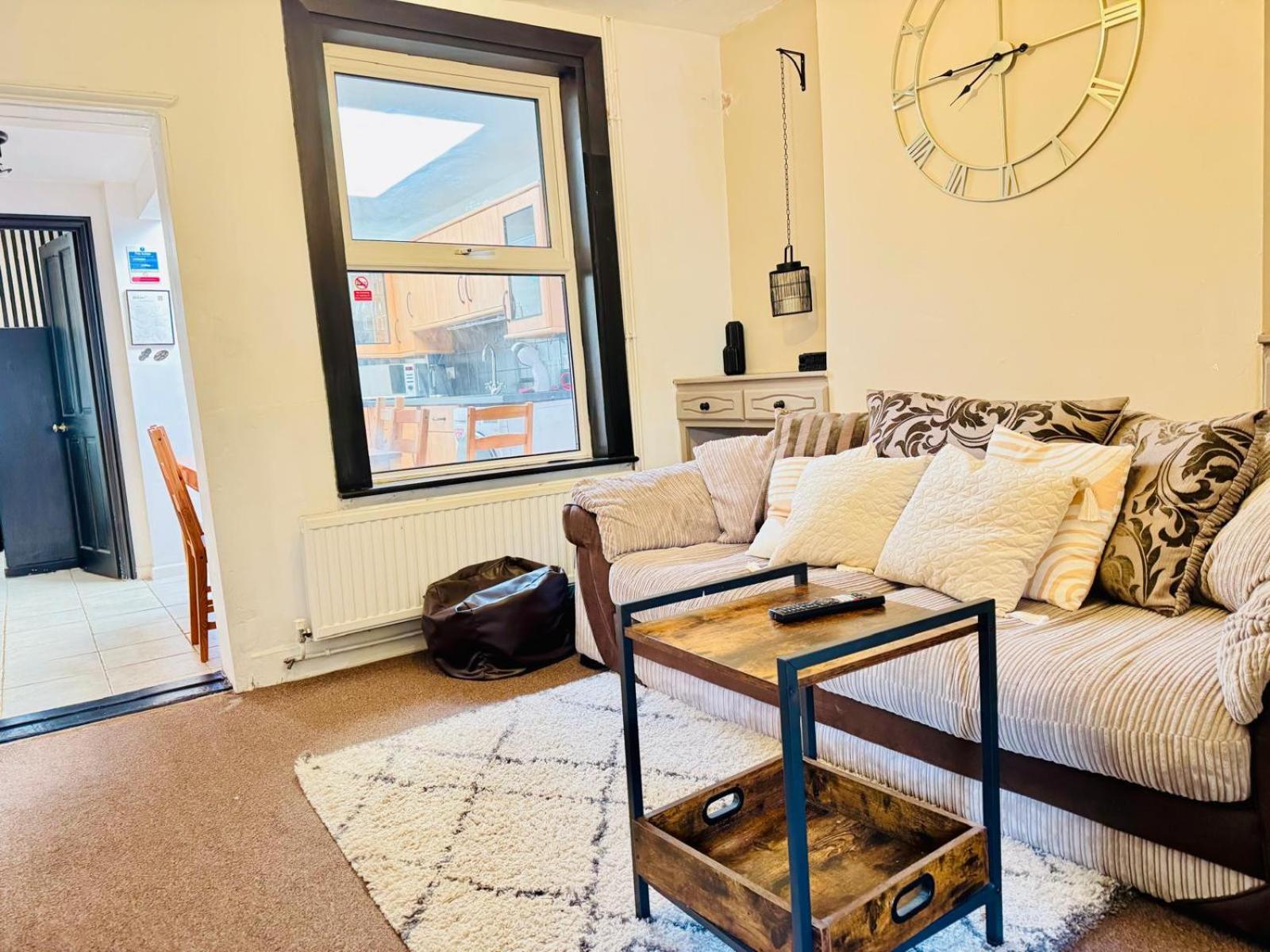 קאמברידג' Lovely Dog Friendly, 3 Bed Home Sleeps 8, With Parking & Fenced Garden Work Contractor Leisure, Jasper מראה חיצוני תמונה